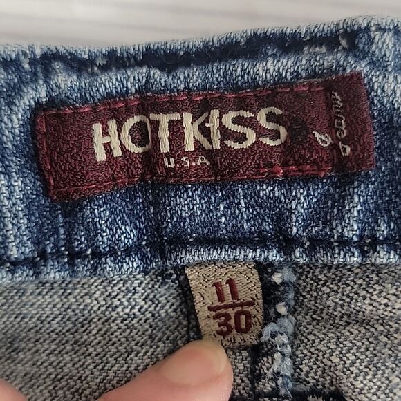Hot Kiss denim bermuda shorts Women's Size 11 - Picture 9 of 14